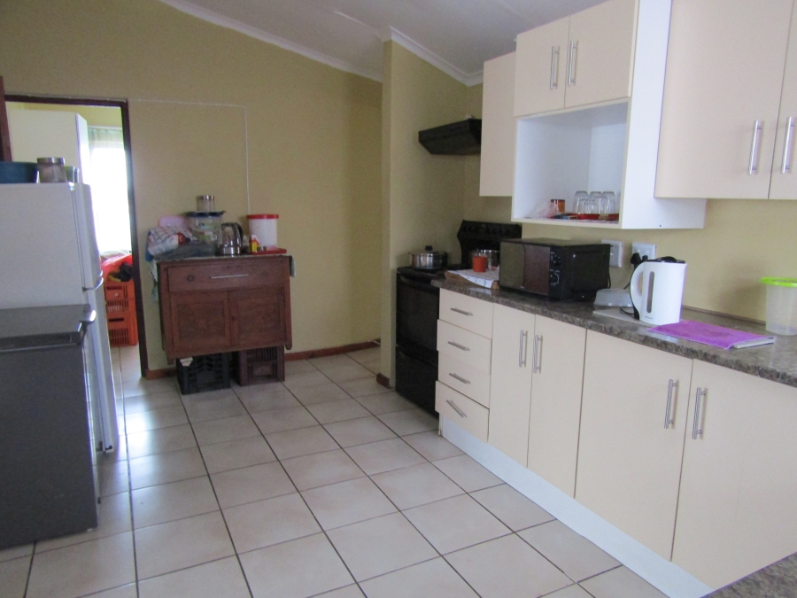 3 Bedroom Property for Sale in Kruisfontein Eastern Cape